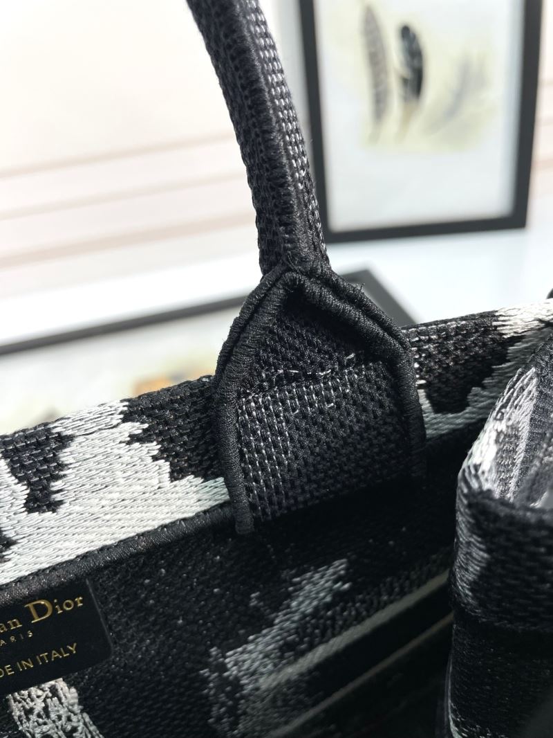 Christian Dior Shopping Bags